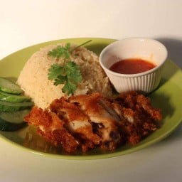 ข้าวมันไก่บ้านเพลิน