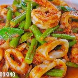 ข้าวพริกแกงทะเล
