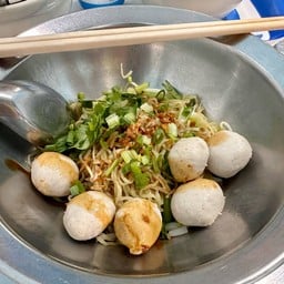 รสเยี่ยมหมูตุ๋น