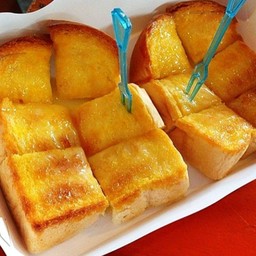Butter toast ปังปิ้งเนยหอมๆ (2แผ่นหนา)