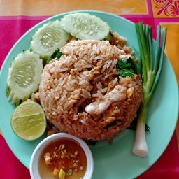 ข้าวผัดรวมมิตร