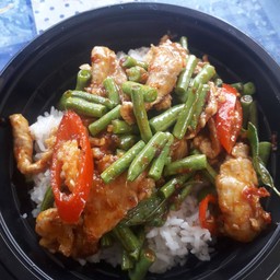 พริกแกงหมูชิ้น