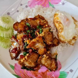 กะเพรา79 Byอร่อยหลังบ้าน