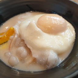 BL.บัวลอยเผือกทรงเครื่องมะพร้าวอ่อน