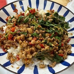 ข้าวกระเพราหมูสับ