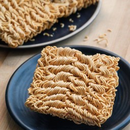 บะหมี่กึ่งสำเร็จรูป