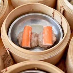 ปูอัดแต้มหน้าหมู