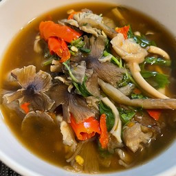 แกงเห็ดรวม