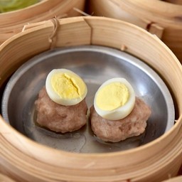 ไข่นกกระทาแต้มหน้าหมู