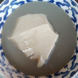 น้ำเต้าหู้งาดำใส่เต้าฮวย