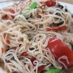 ตำขนมจีนปลาร้า(ไม่มีเส้นมะละกอ)