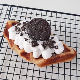 ครอฟเฟิล โอริโอ้ ครีมสด 🍪