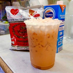 ชาไทยเย็นนมสด แก้วยักษ์  (32 ออนซ์)