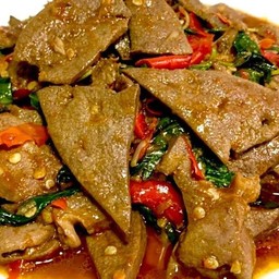 ตับหมูผัดกะเพรา