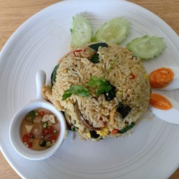 ข้าวผัดแกงเขียวหวาน