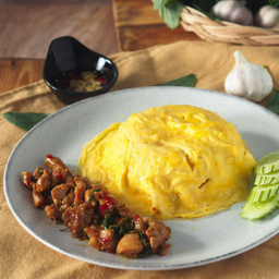 ไข่ข้น กะเพราไก่