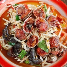 ตำหอยแครง