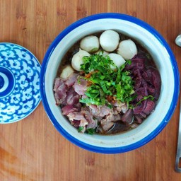 เกาเหลาเนื้อ หม้อไฟ
