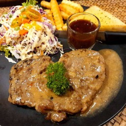 สเต็กไก่นมสดพริกไทยดำ