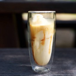 นมคาราเมล ปั่น