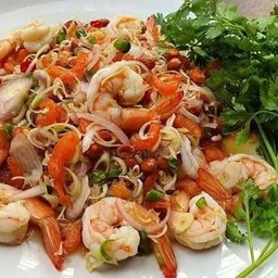 ยำตะไคร้กุ้งสด