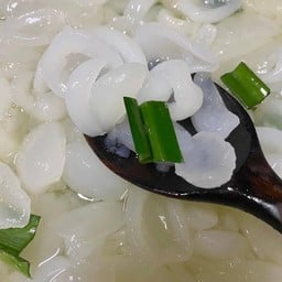 ข้าวกะเพรา (น้องเนปจูน)