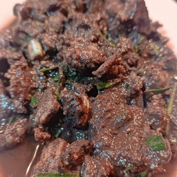 ก้อยคั่วขม