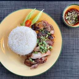 [อร่อยซ่ากับโค้ก] ข้าวไก่ย่างน้ำผึ้ง +  Coke (กระป๋อง)