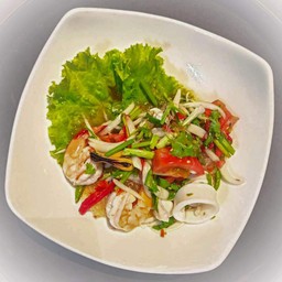 ยำวุ้นเส้นทะเล (ทะเลรวม-กุ้ง-ปลาหมึกแดด)