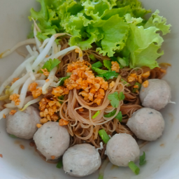 ก๋วยเตี๋ยวต้มยำพริกสด Tom Yum Noodles with Fresh Chili