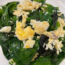 ใบเหลียงผัดไข่