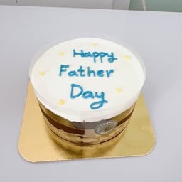 ครึ่งปอนด์ เค้กช๊อคโกแลตนมสด เขียนหน้าได้