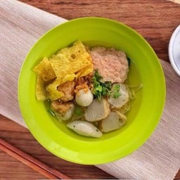 ก๋วยเตี๋ยว น้ำใส