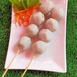 ลูกชิ้นปลากลม ทอด