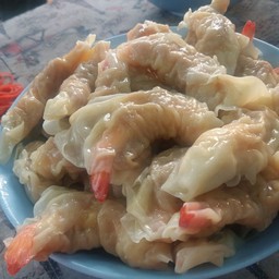 บะหมี่เกี้ยวกุ้งแดงกรอบ