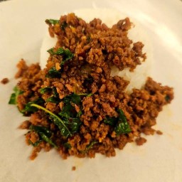 มูกะเพรา ศาลายา