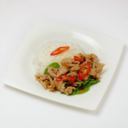 กระเพราหมูราดข้าว