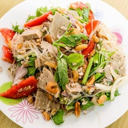 ยำวุ้นเส้นหมูยอ