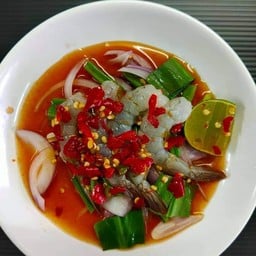 ยำกุ้งสด