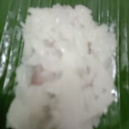 ข้าวเหนี้ยวปิ้งใส้แน่น