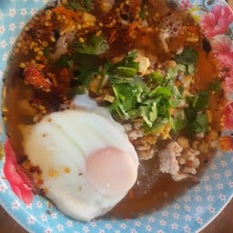 ก๋วยเตียวน้ำต้มยำโบราณหมู