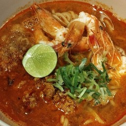 ต้มยำราเมน