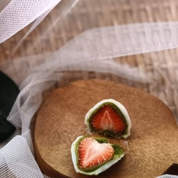 Ichigo Matcha Daifuku (S)