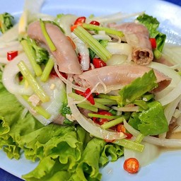 ยำไส้อ่อน