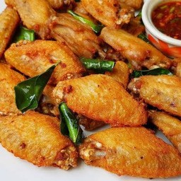 ปีกไก่ทอดเกลือ