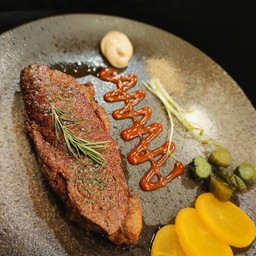 สเต็กเนื้อสันแหลม