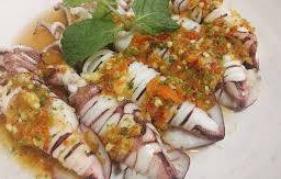 หมึกไข่ลวกจิ้ม