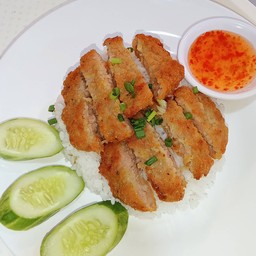 ข้าวหมูสับทอด(แนะนำ)