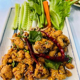 ยำไก่แซ่บ
