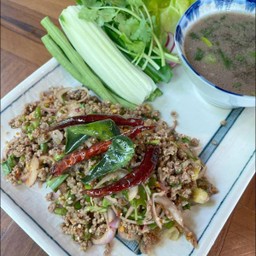 ลาบเนื้อนครพนม